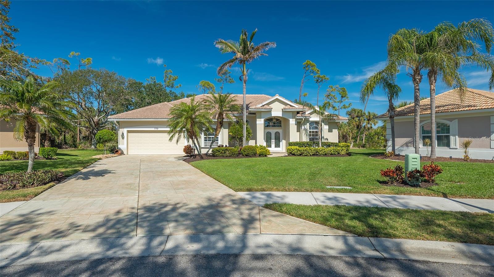 SAWGRASS - Residential