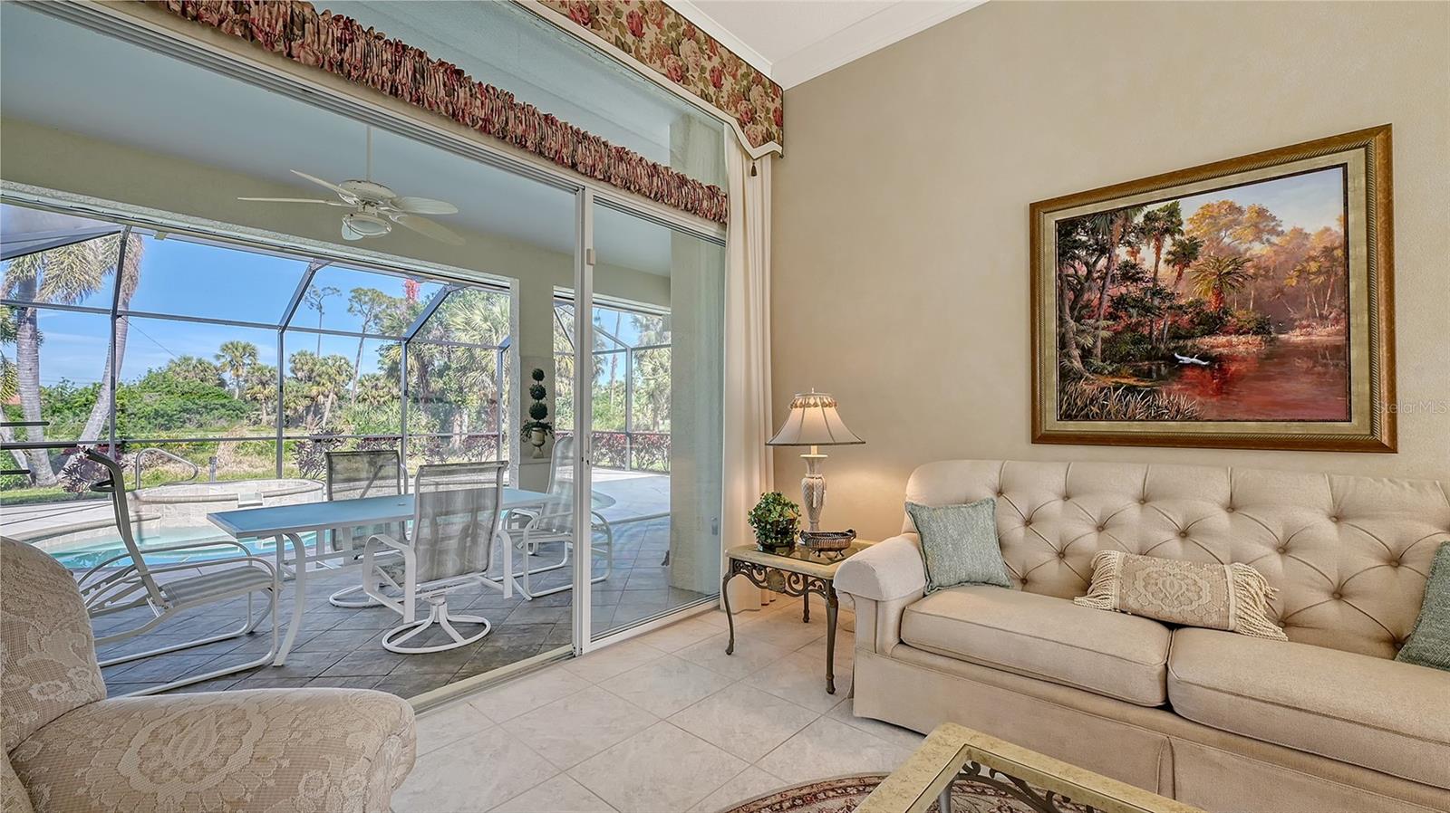 SAWGRASS - Residential