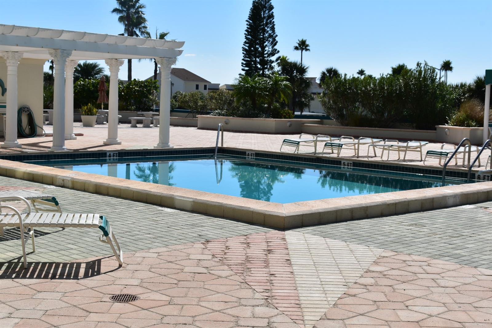 CLEARWATER SAND KEY - Residential