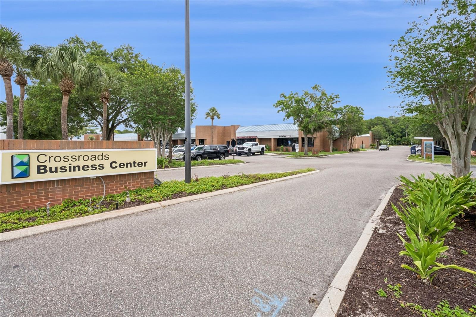 925 S SEMORAN BOULEVARD 103