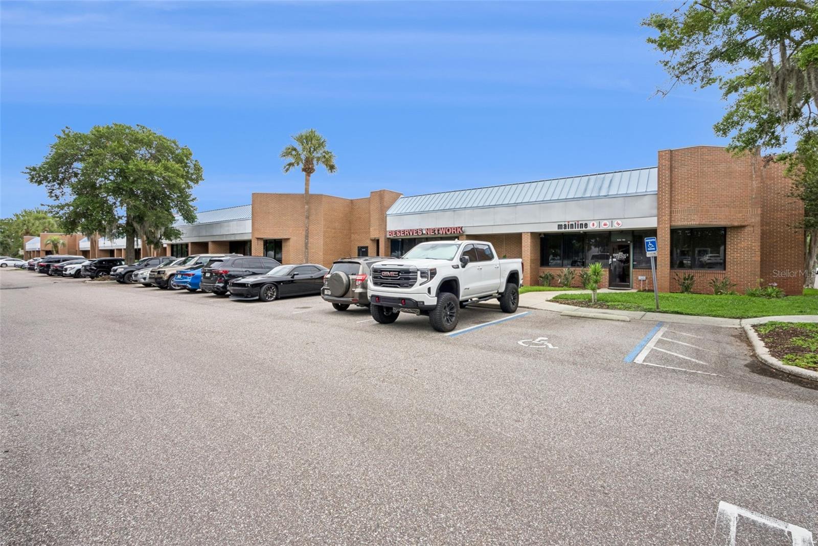 925 S SEMORAN BOULEVARD 103