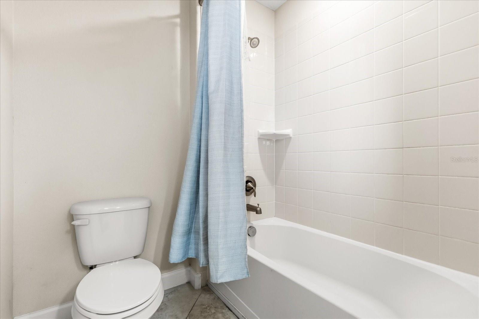 WATERLEAF PH 5A - Residential Lease