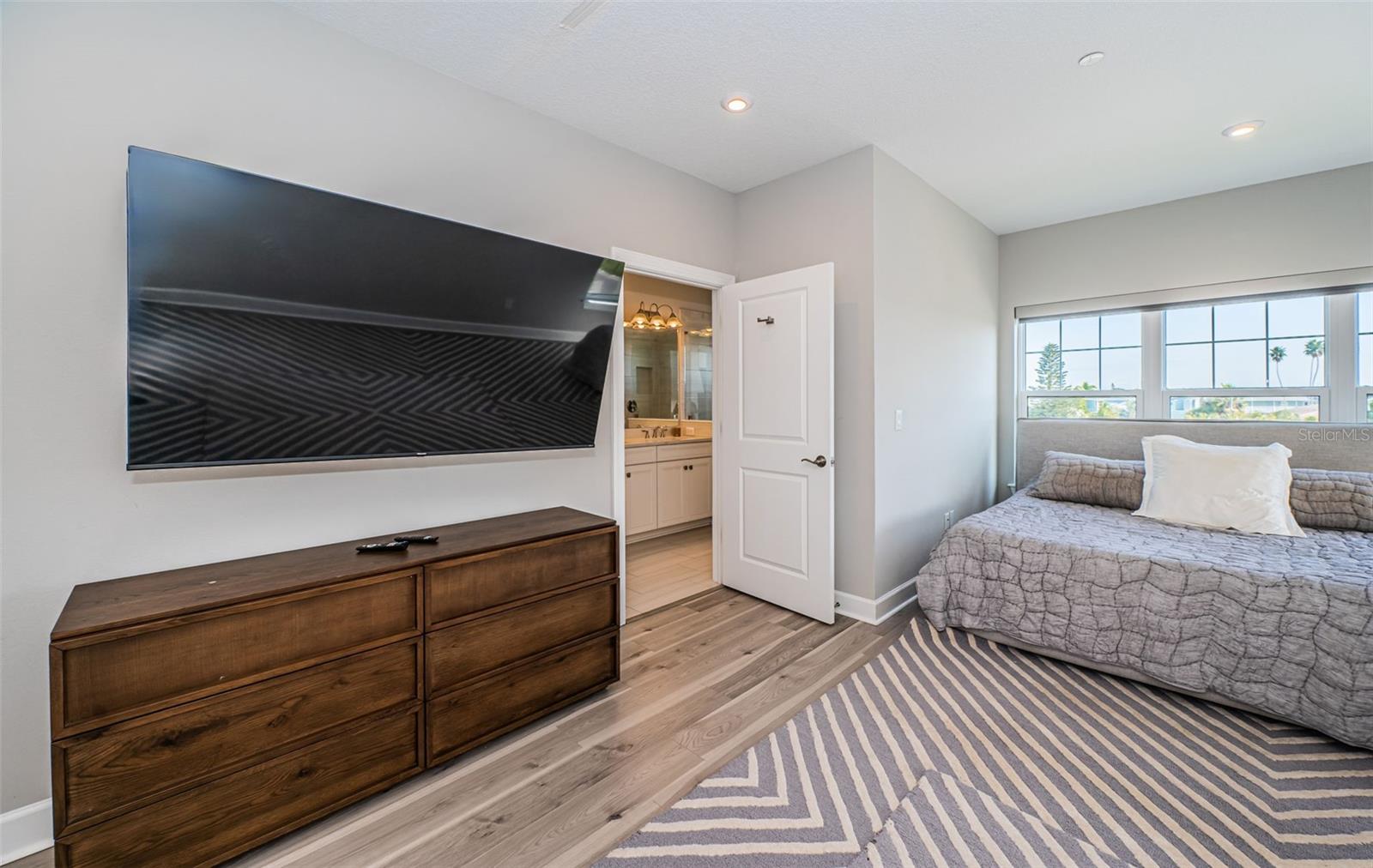 WALK AT INDIAN ROCKS BEACH - Residential Lease