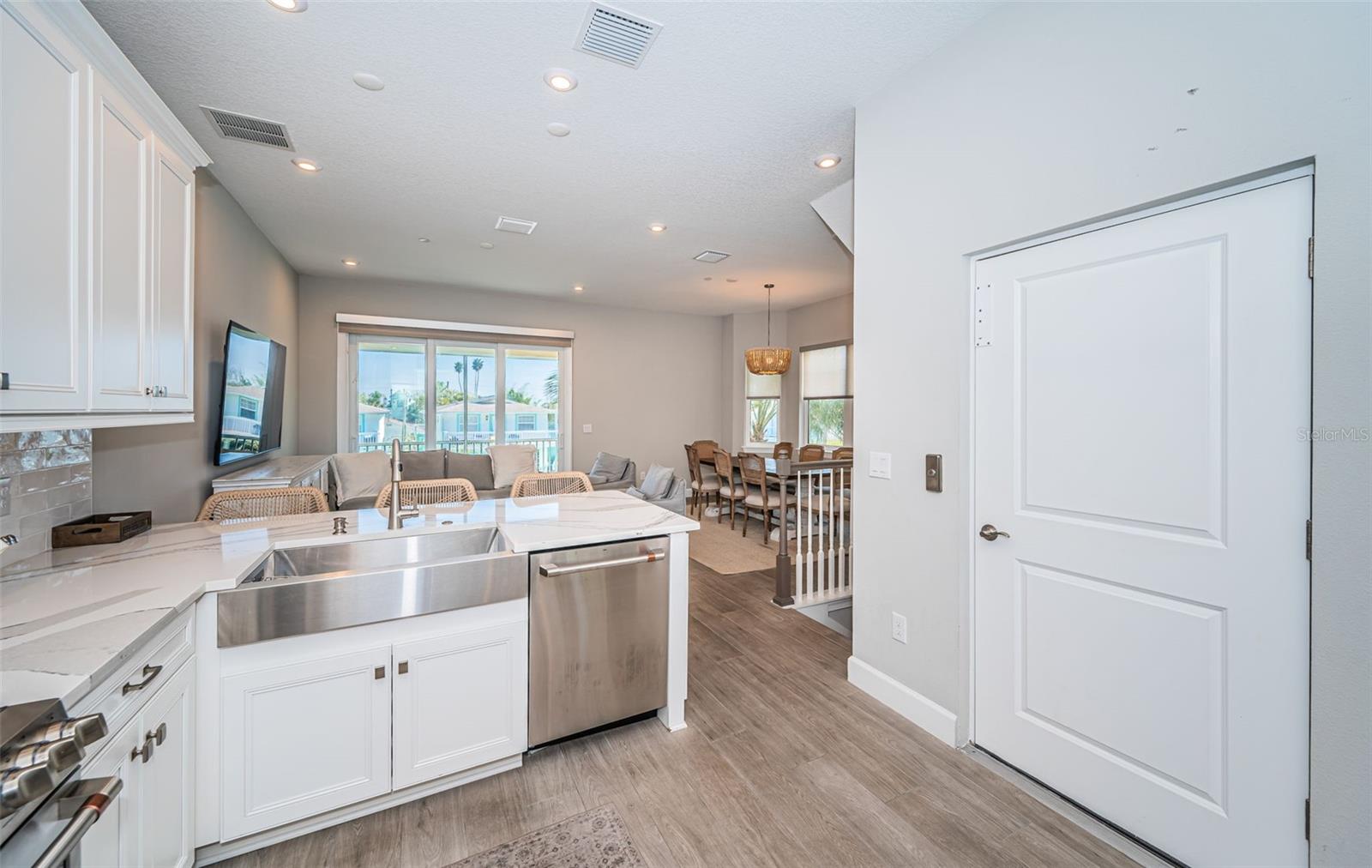 WALK AT INDIAN ROCKS BEACH - Residential Lease