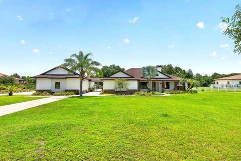 Tiny photo for 27324 Grand Oak Lane, Tavares, FL 32778 (MLS # O6382196)