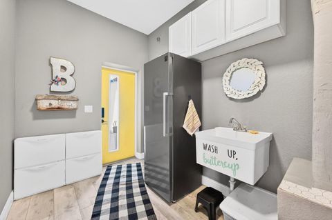 Tiny photo for 27324 Grand Oak Lane, Tavares, FL 32778 (MLS # O6382196)