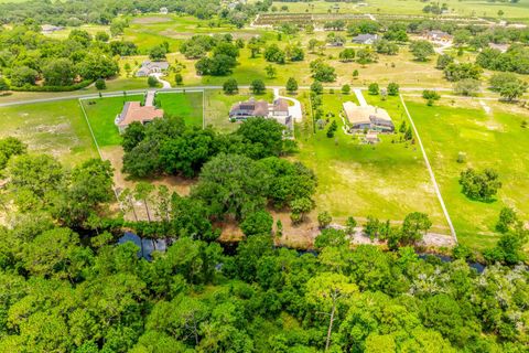 Tiny photo for 27324 Grand Oak Lane, Tavares, FL 32778 (MLS # O6382196)