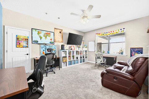 Tiny photo for 27324 Grand Oak Lane, Tavares, FL 32778 (MLS # O6382196)