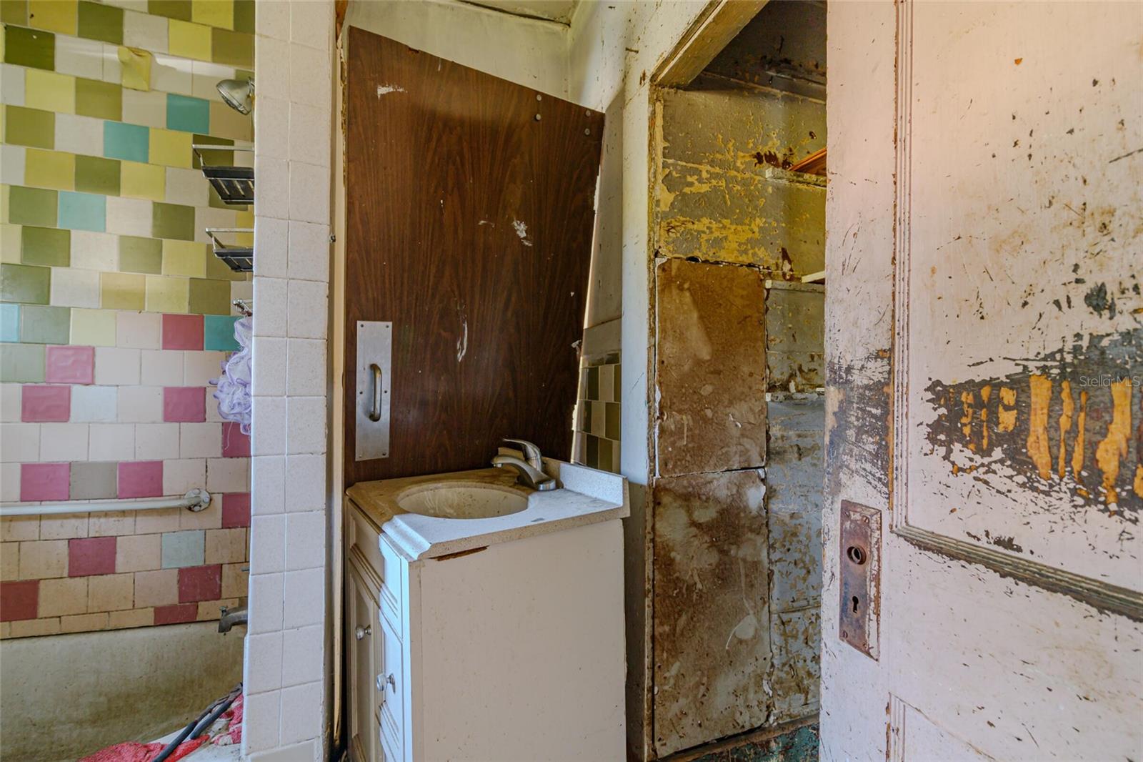 FT TO POB GOSS ADD - Residential