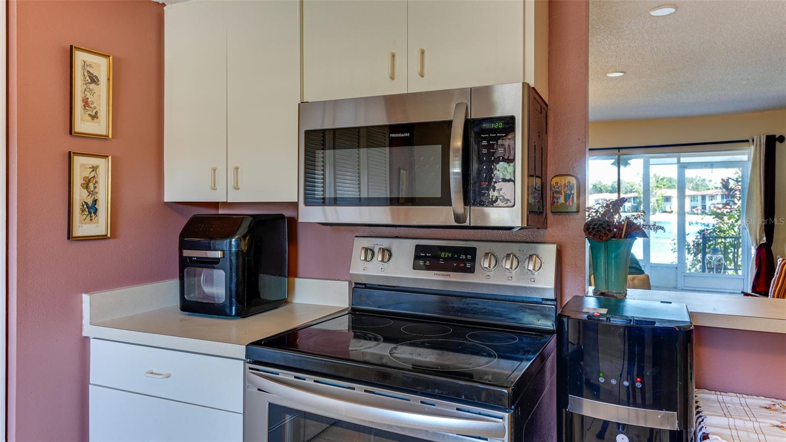 LAKE TIPPECANOE - Residential