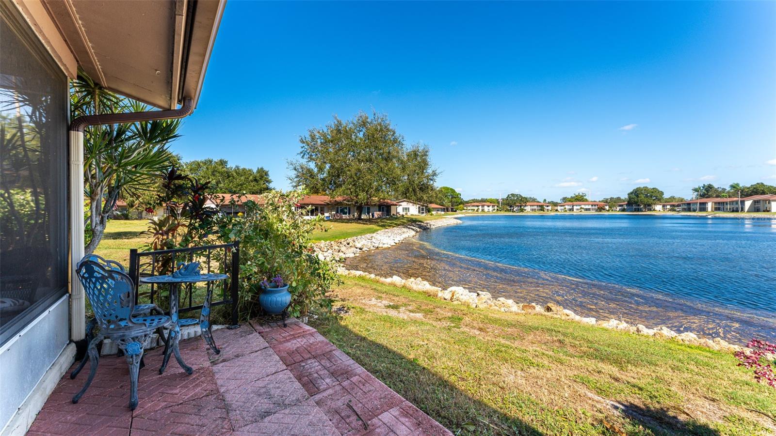 LAKE TIPPECANOE - Residential