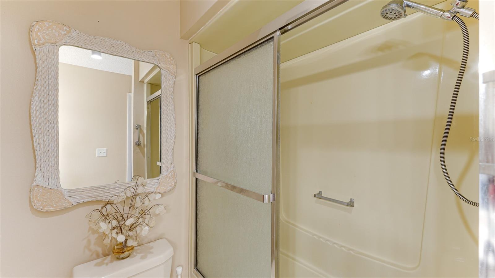 LAKE TIPPECANOE - Residential