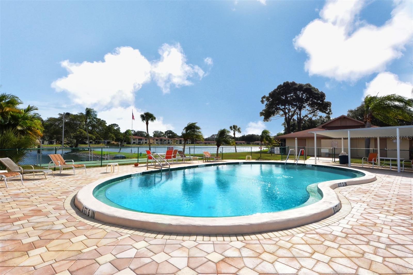 LAKE TIPPECANOE - Residential