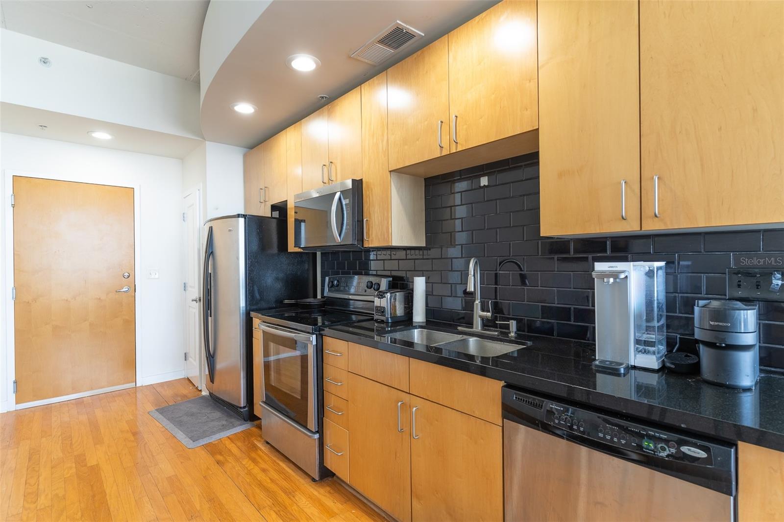 155 S COURT AVENUE 2503