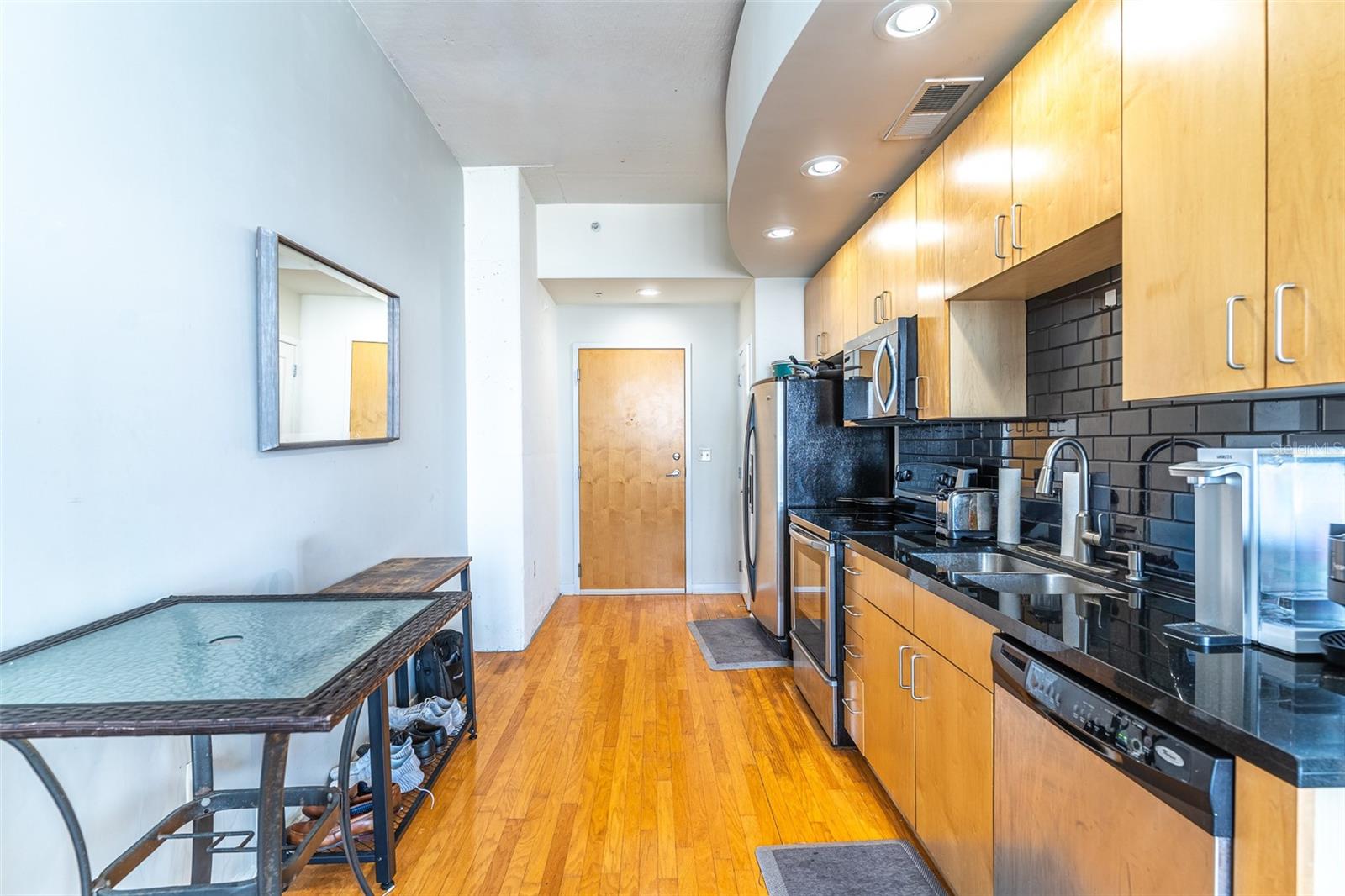 155 S COURT AVENUE 2503