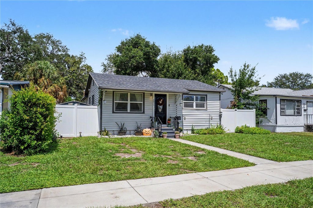 Photo of 4811 12th Avenue S, St Petersburg, FL 33711 (MLS # TB8548371)