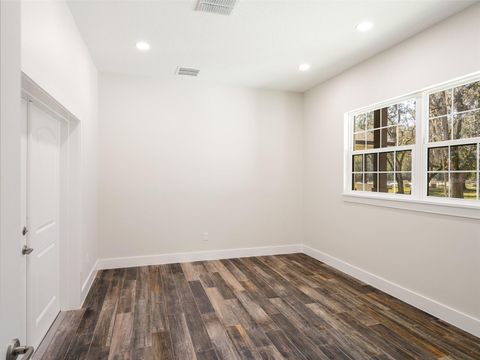 Tiny photo for 13037 NW 115th Street, Ocala, FL 34482 (MLS # OM696377)