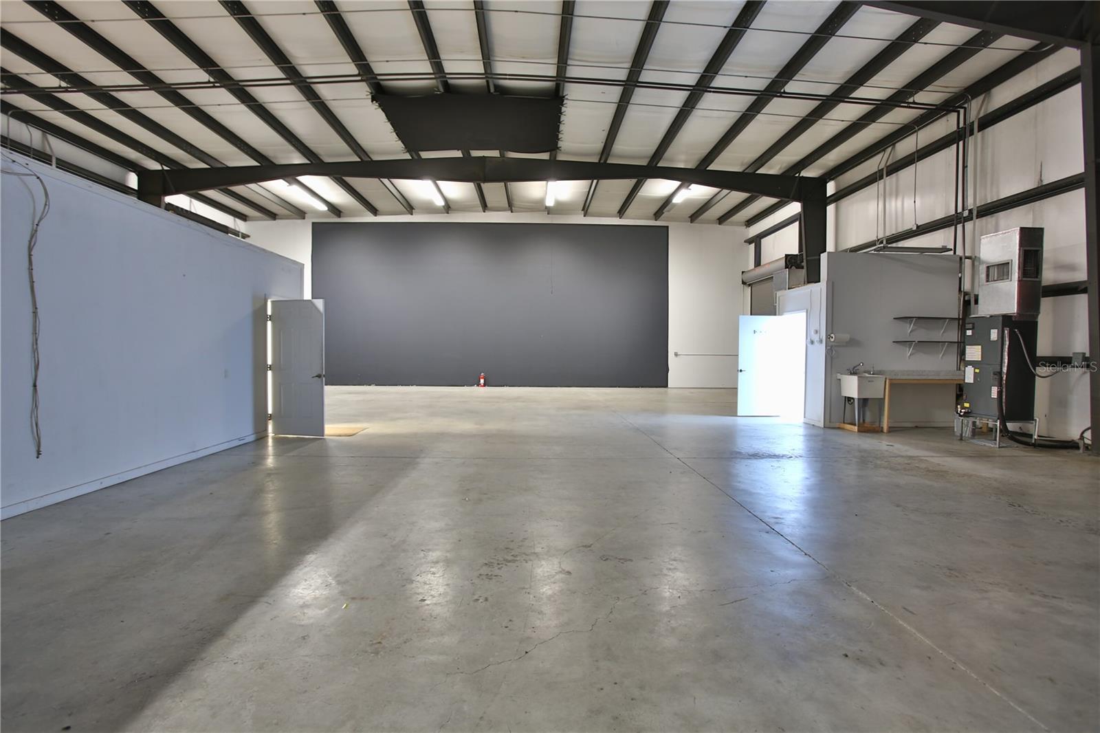 BELTWAY BUSINESS CENTER - Commercial Lease