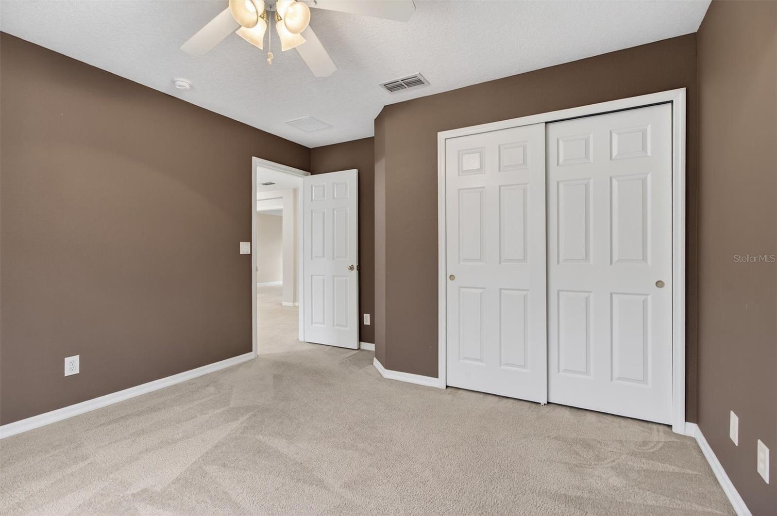 SOUTHERN FIELDS PH 02 - Residential