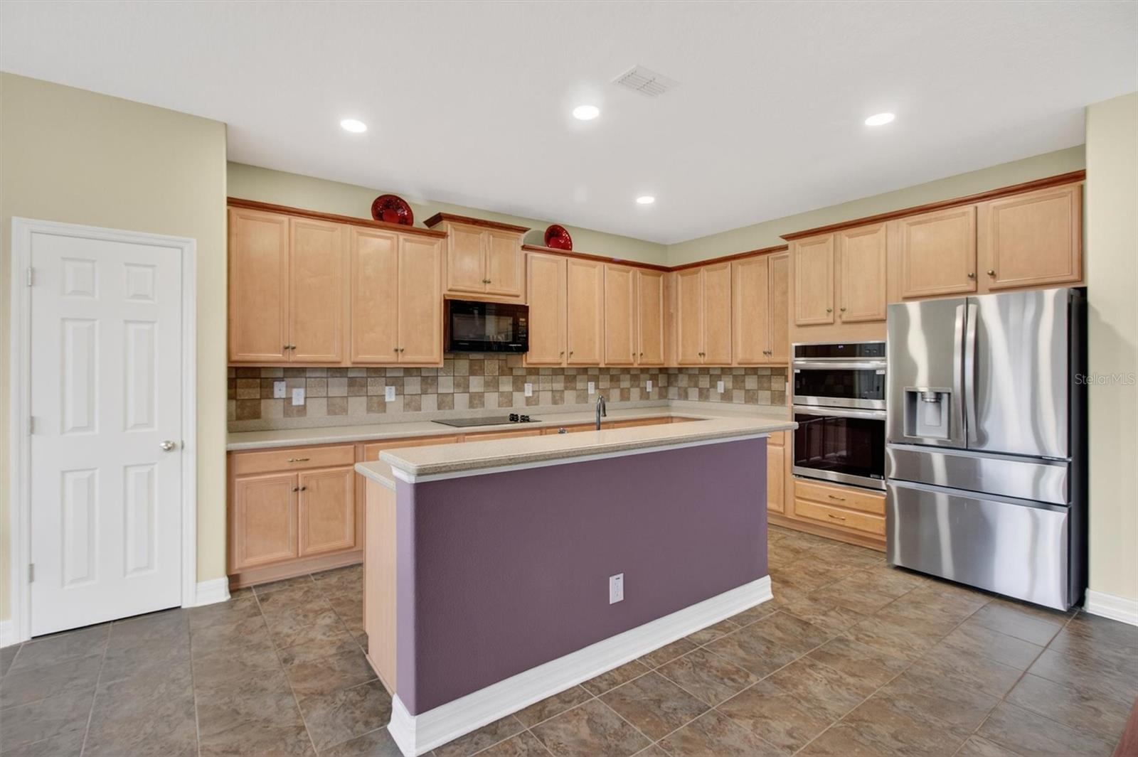 SOUTHERN FIELDS PH 02 - Residential