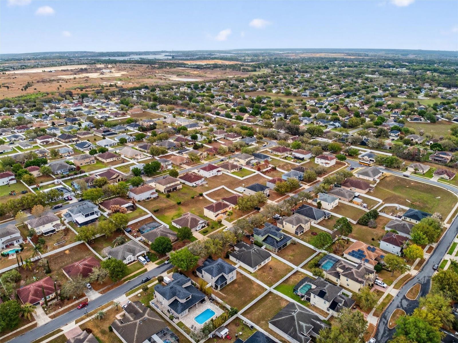 SOUTHERN FIELDS PH 02 - Residential