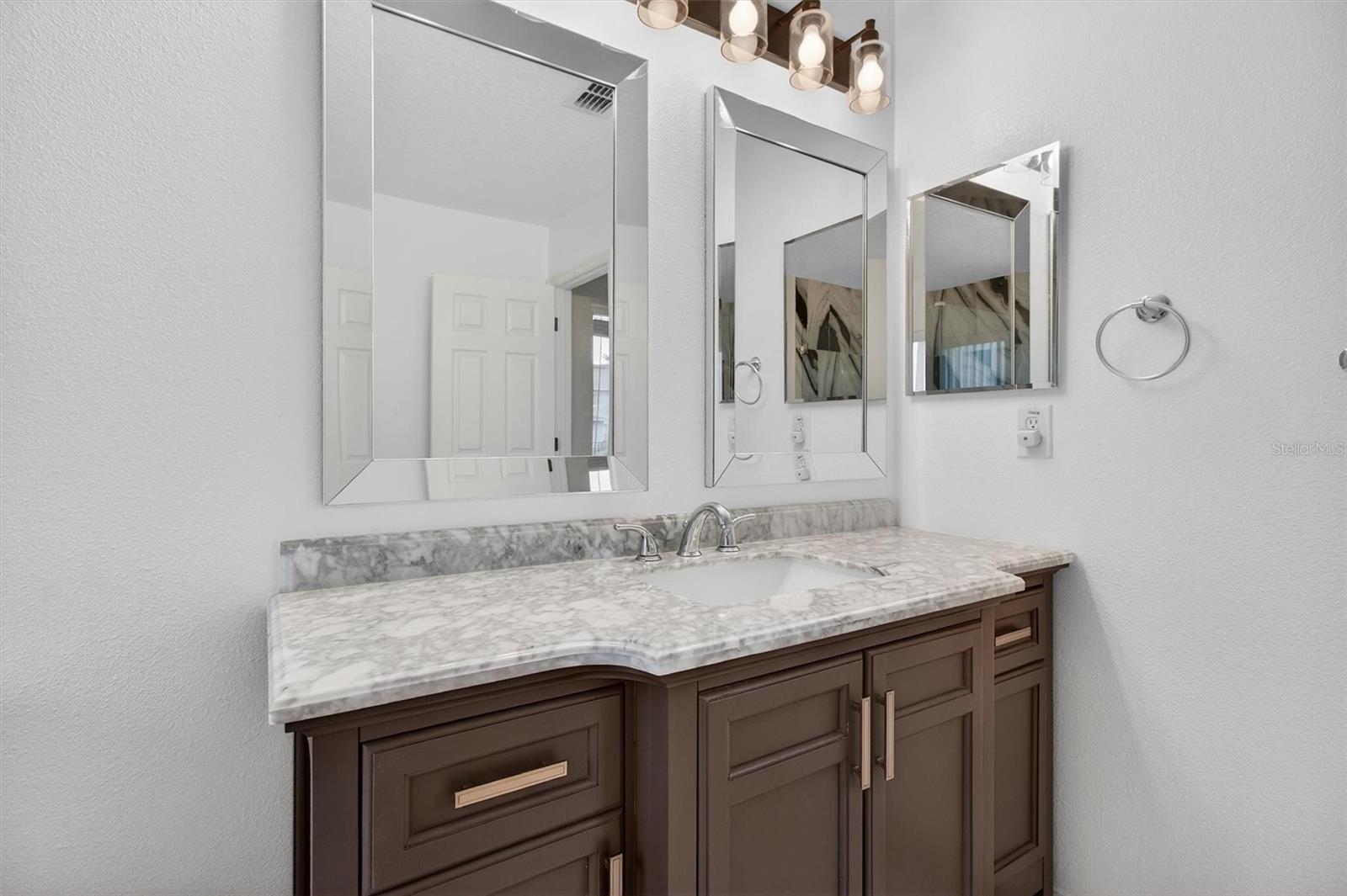 SOUTHERN FIELDS PH 02 - Residential