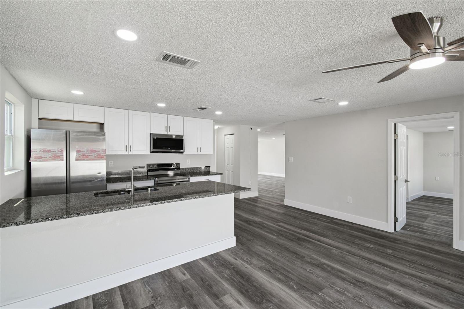 JASMINE LAKES - Residential