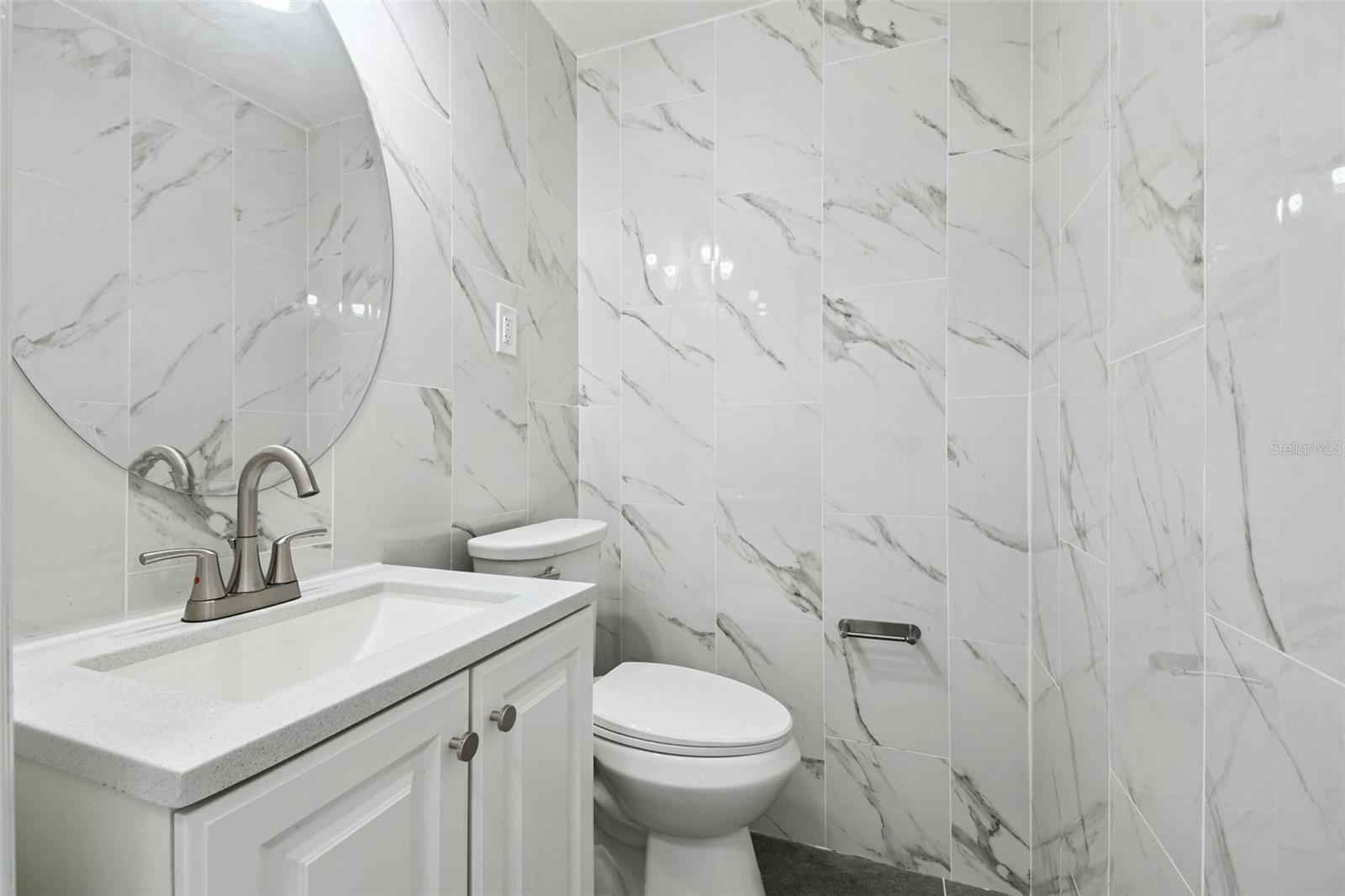 JASMINE LAKES - Residential