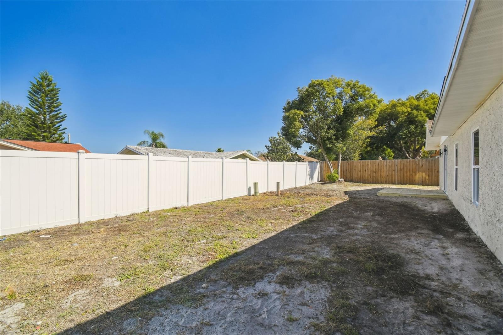 JASMINE LAKES - Residential