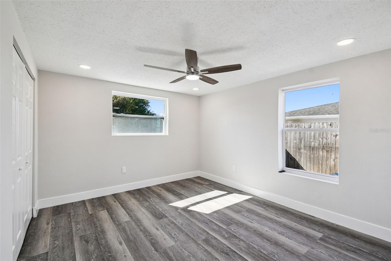 JASMINE LAKES - Residential