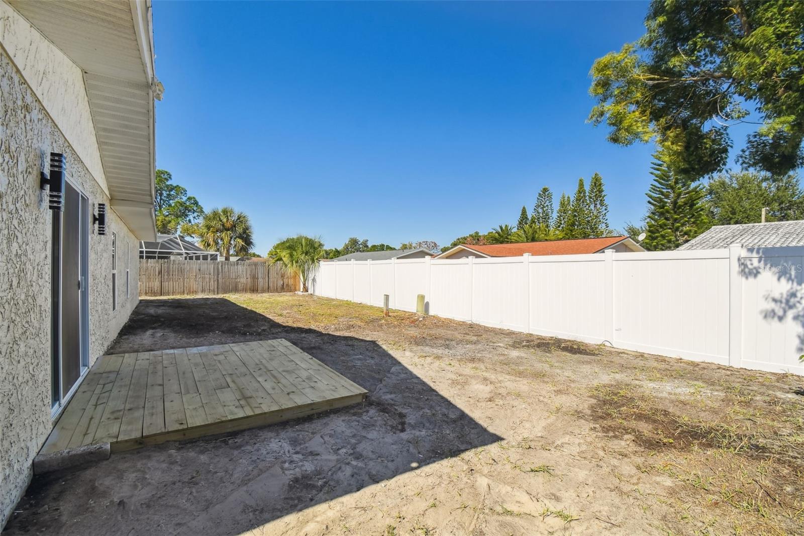 JASMINE LAKES - Residential