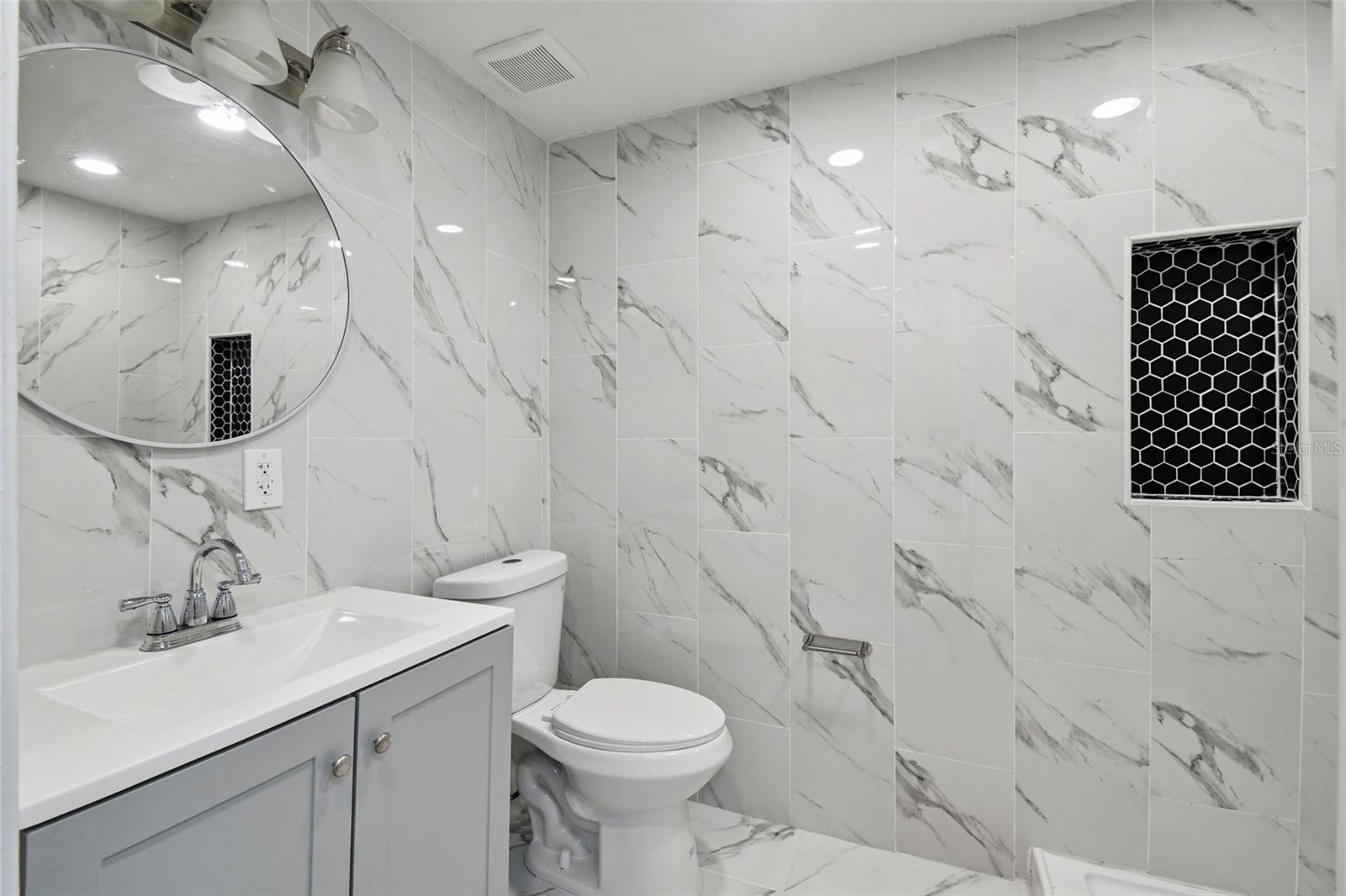 JASMINE LAKES - Residential