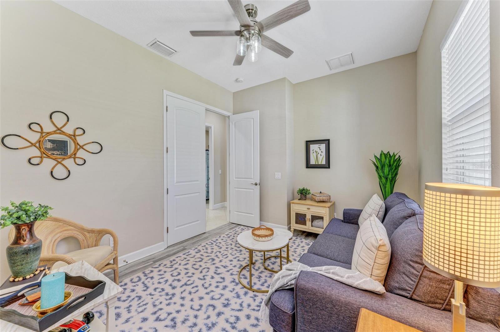 MANGROVE WALK ON HARBOUR ISLE PH 32 - Residential