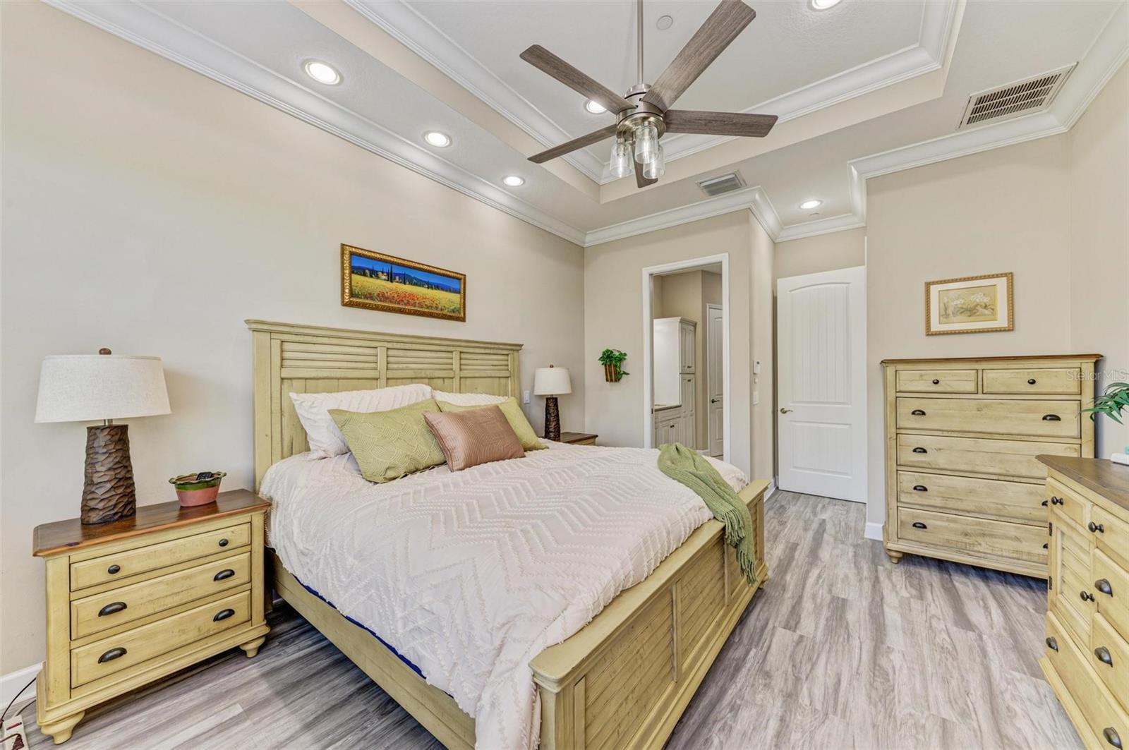 MANGROVE WALK ON HARBOUR ISLE PH 32 - Residential