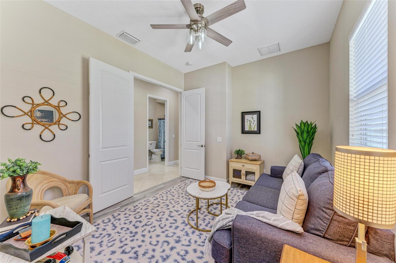 MANGROVE WALK ON HARBOUR ISLE PH 32 - Residential