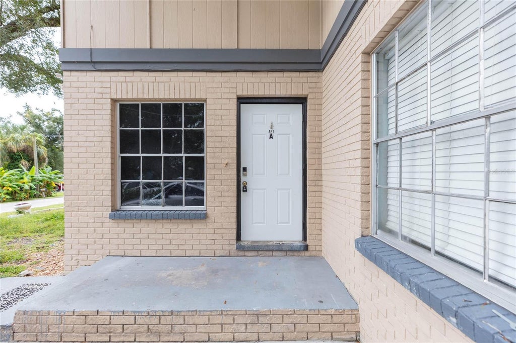 Photo of 1718 E Mulberry Drive, Tampa, FL 33604 (MLS # O6447646)