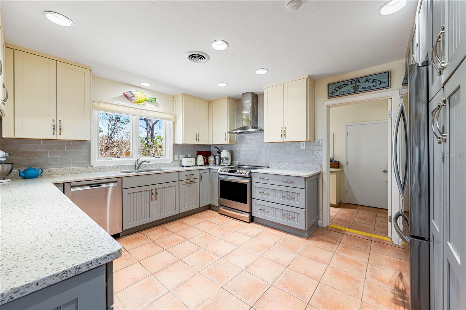 HERON LAGOON LODGES - Residential