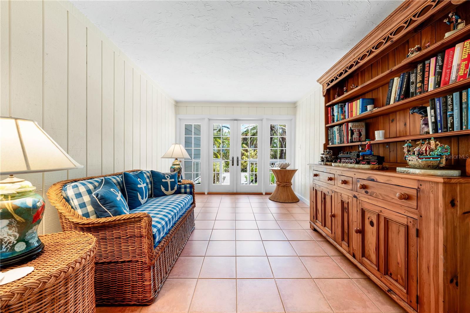8592 HIDDEN LAGOON ROAD