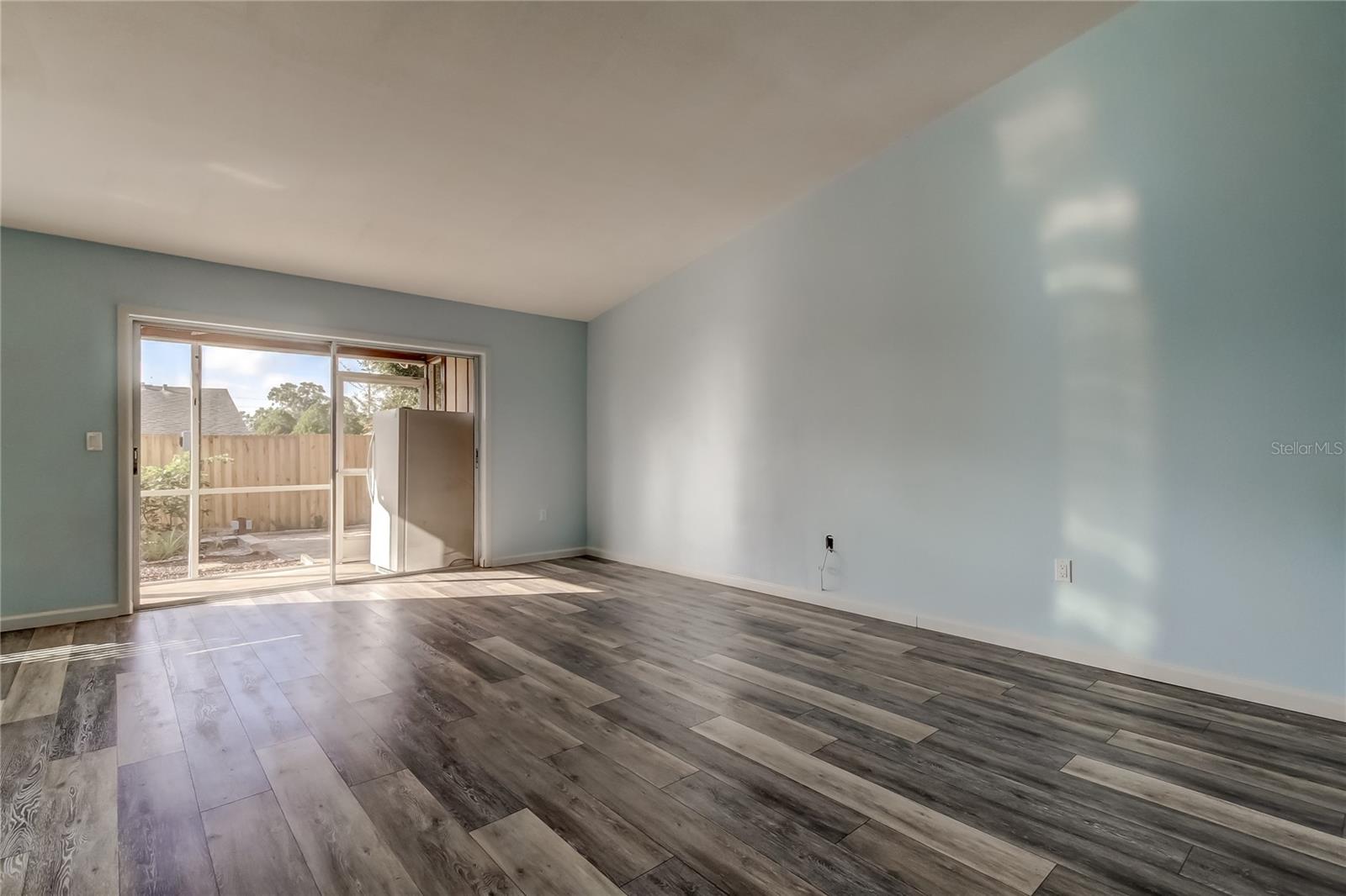 7705 WILLOW PARK DRIVE