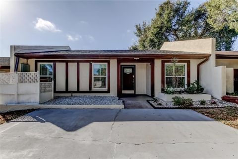 Photo of 7705 Willow Park Drive, Temple Terrace, FL 33637 (MLS # TB8442695) Photo of 7705 Willow Park Drive, Temple Terrace, FL 33637 (MLS # TB8442695)