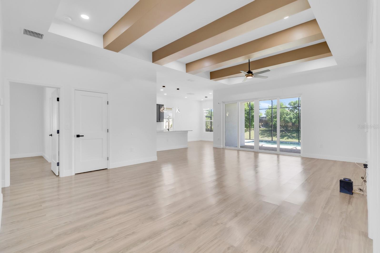 VILLA SORRENTO - Residential