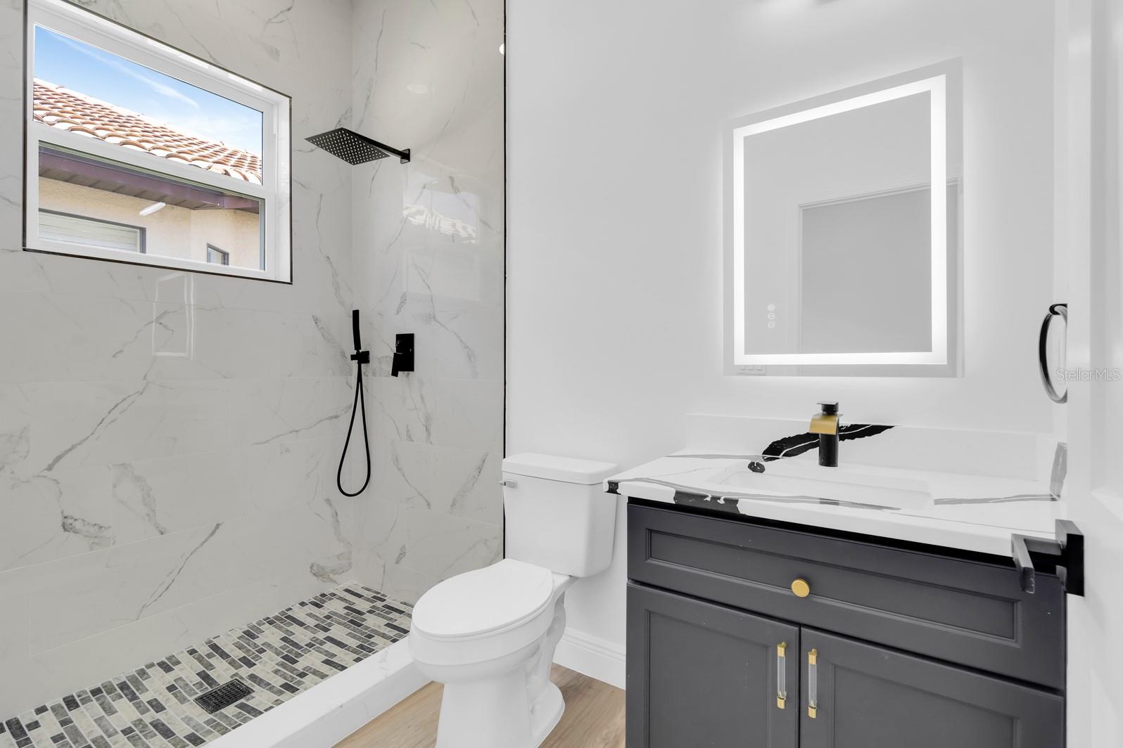 VILLA SORRENTO - Residential