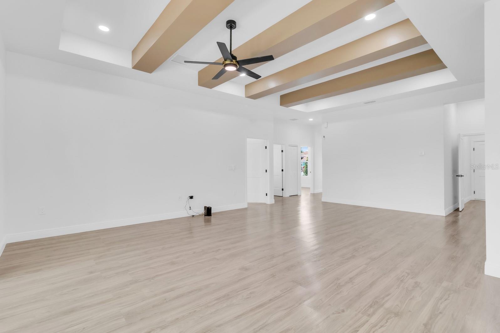 VILLA SORRENTO - Residential