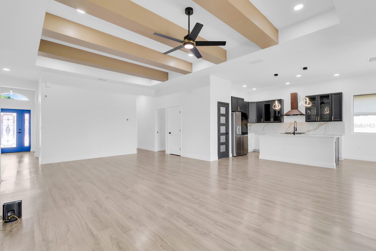 VILLA SORRENTO - Residential