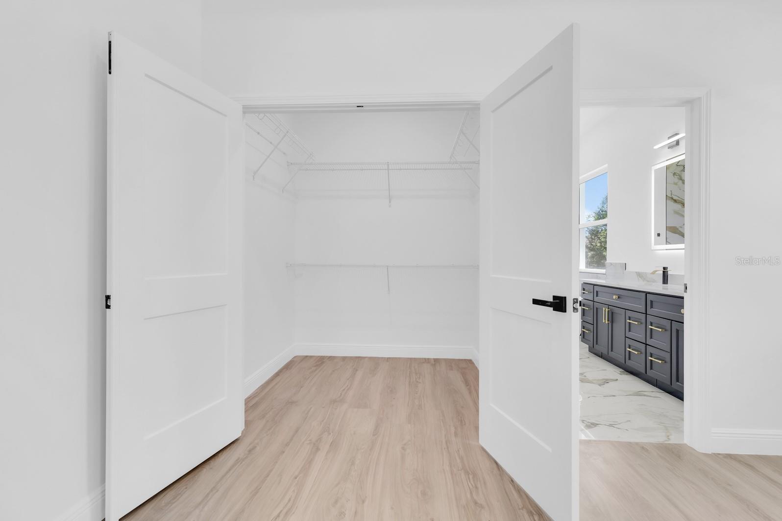 VILLA SORRENTO - Residential