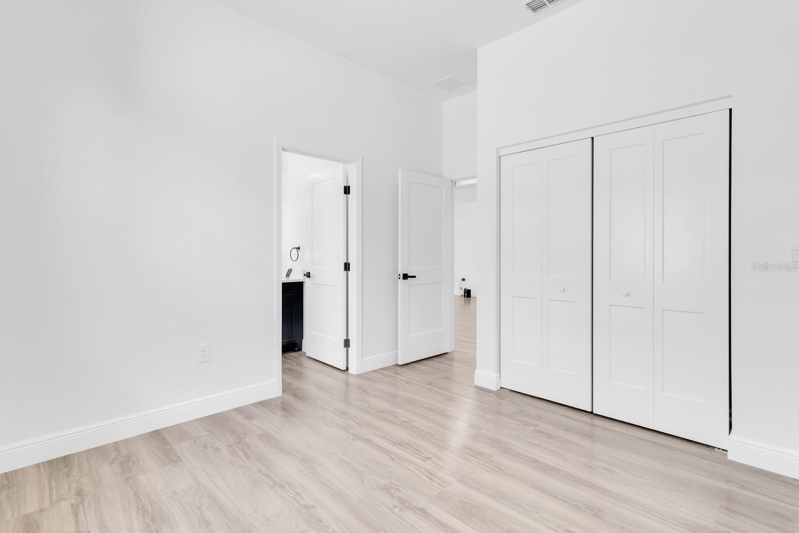 VILLA SORRENTO - Residential