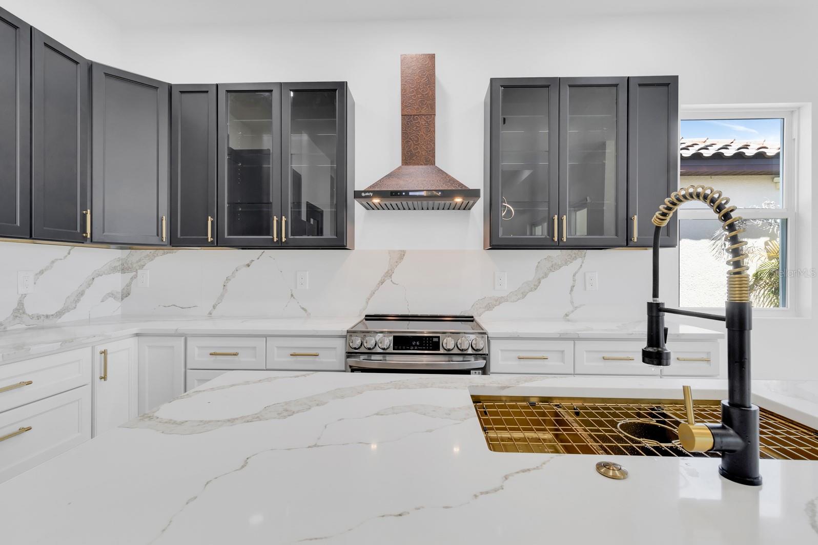 VILLA SORRENTO - Residential