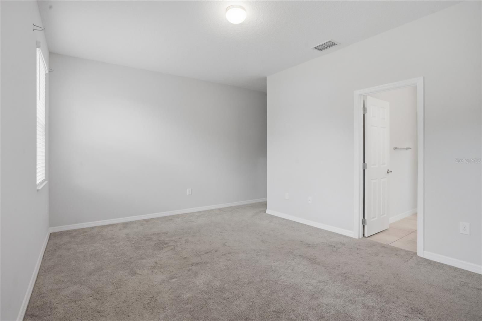 OAKTREE POINTE VILLAS - Residential