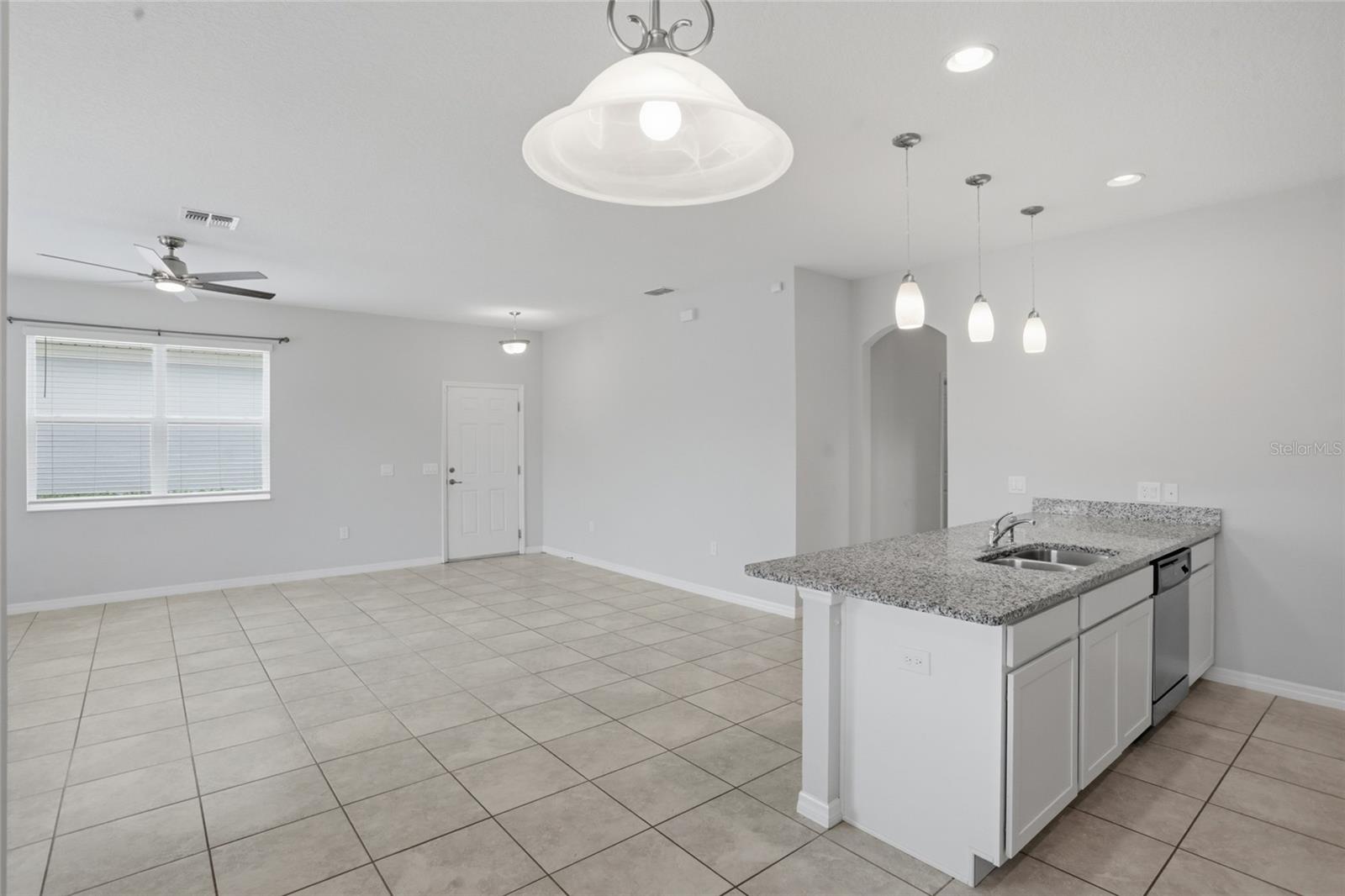 OAKTREE POINTE VILLAS - Residential