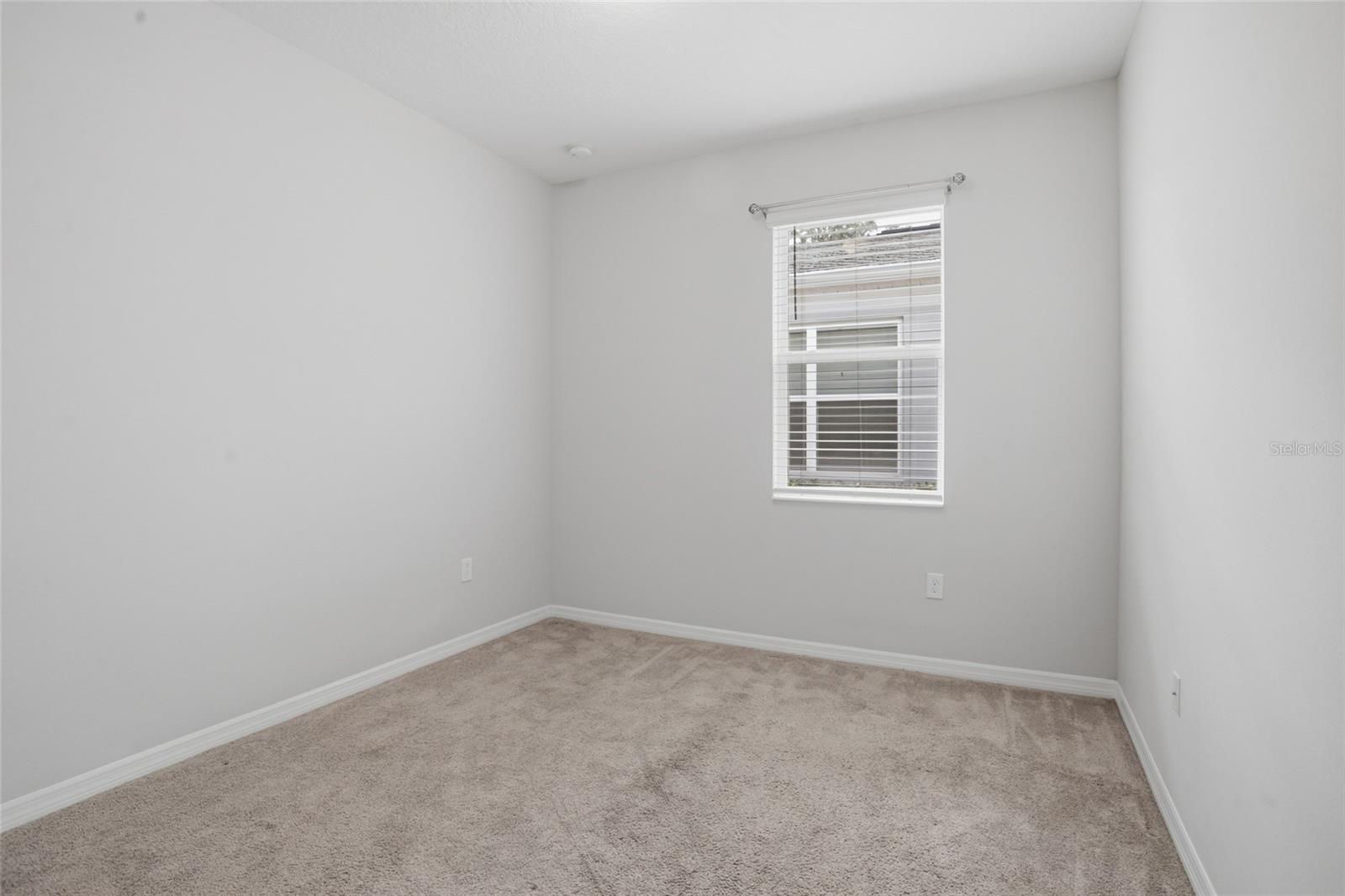 OAKTREE POINTE VILLAS - Residential